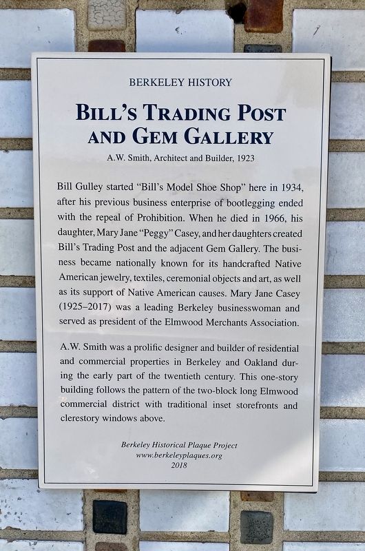 A Berkeley Historical Plaque Project marker documenting the history of Bill’s Trading Post and Gem Gallery.